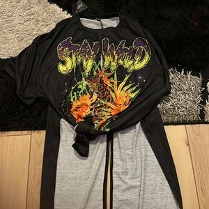 Brand new shirt from shein never worn! Size med